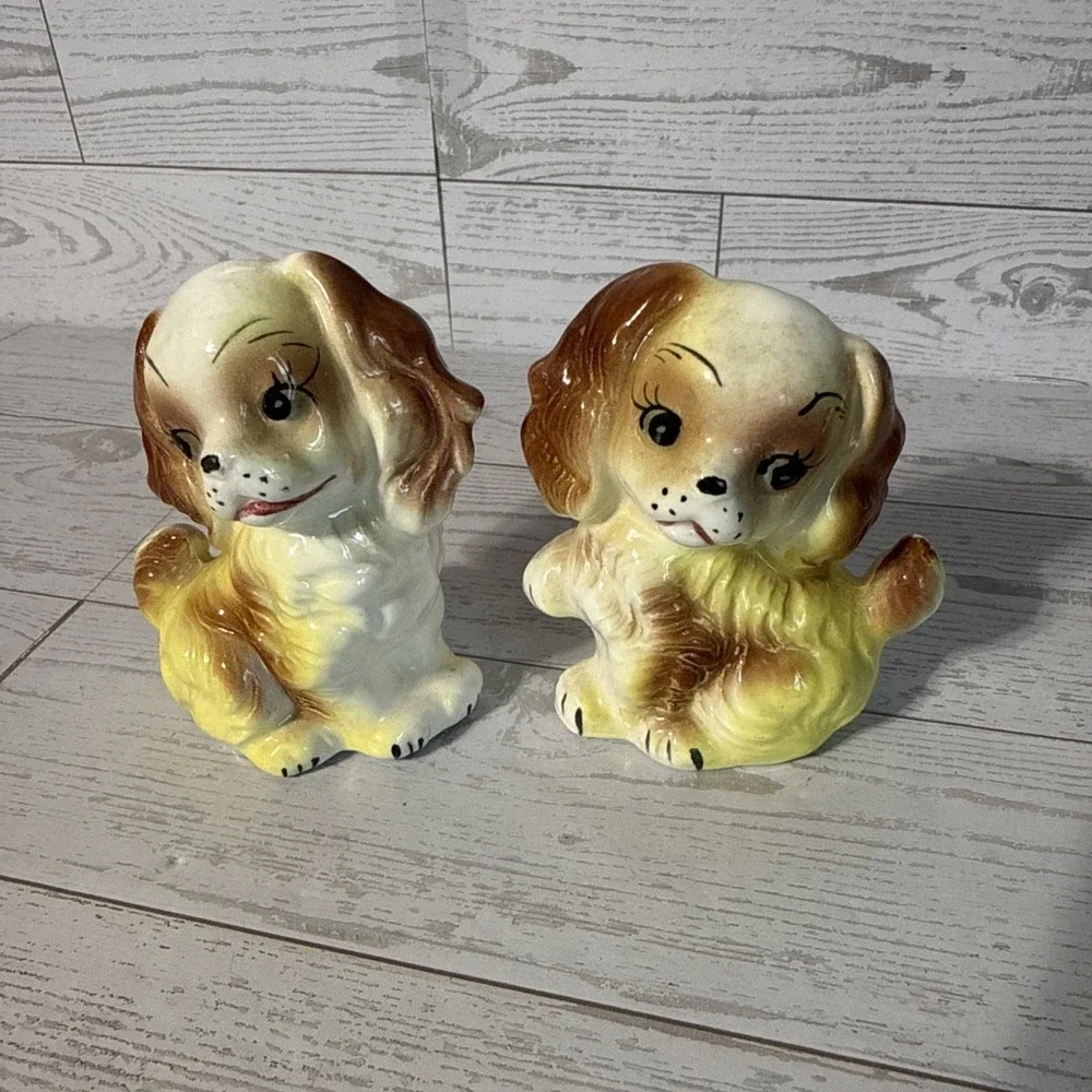 VTG Japan Ceramic Puppy Dog Salt Pepper Shakers Big Eye Cocker Spaniel Pair